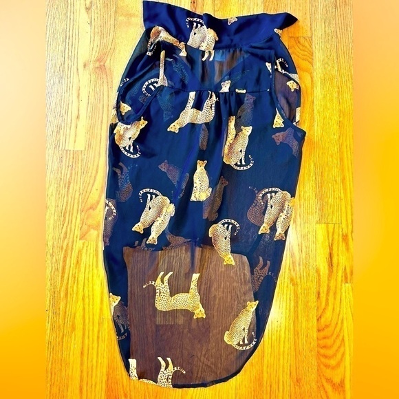 A’gaci New Ladies Sheer Cheetah Print top | So unique! 🤩 - Picture 3 of 12